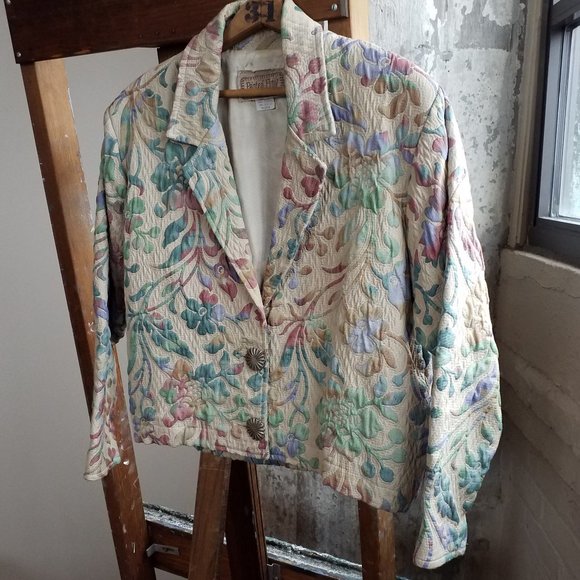 VINTAGE Quilted Brocade Embroidered Flower Batik Pastel Cream Jacket, Size M - Picture 1 of 7